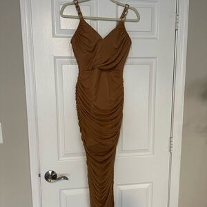 NEW! Bella Bernett. Brown Ruched Women Dress